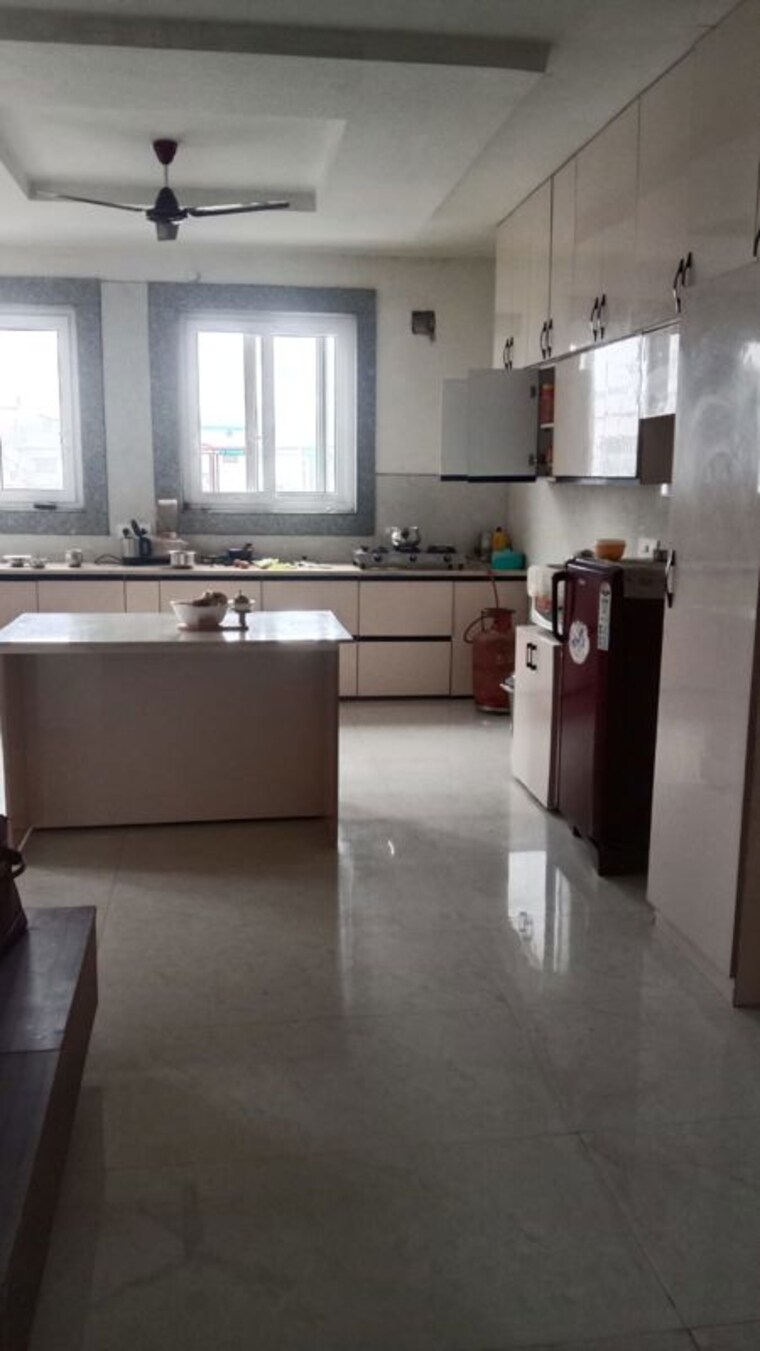 Kitchen, aman vihar 3 Bedroom 2200 Sq.Ft. Builder Floor In Aman Vihar Dehradun 10573005