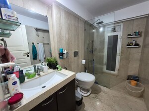 Washroom in 3 BHK Builder Floor at Bandra East – for Sale