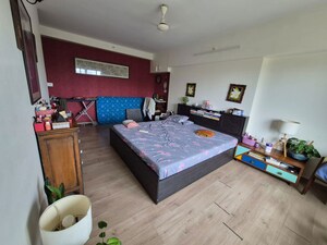 Bedroom in 3 BHK Builder Floor at Bandra East – for Sale