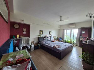 Bedroom in 3 BHK Builder Floor at Bandra East – for Sale