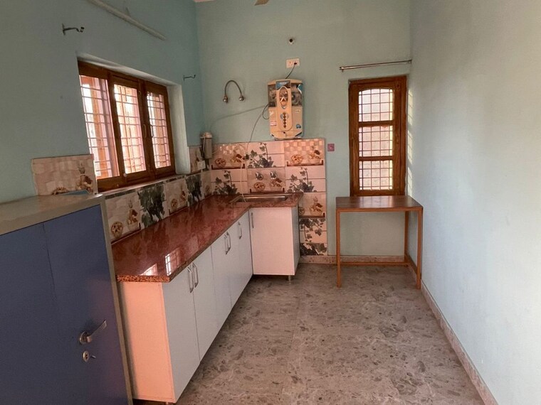 Kitchen, dalanwala 1 Bedroom 1400 Sq.Ft. Builder Floor In Dalanwala Dehradun 10573023
