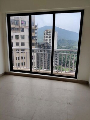 Room in 2 BHK Apartment at JVM Tiara, Thane West – for Rent
