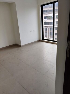 Room in 2 BHK Apartment at JVM Tiara, Thane West – for Rent