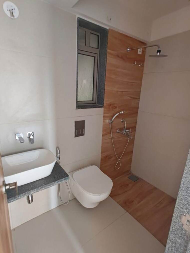Bathroom, swastik-platinum-apartment 2 Bedroom 550 Sq.Ft. Apartment In Vikhroli East Mumbai 10573038