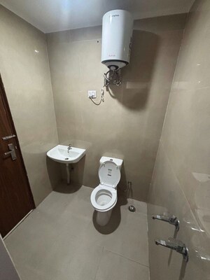 Bathroom in 1 RK Builder Floor at Sector 52 – for Rent