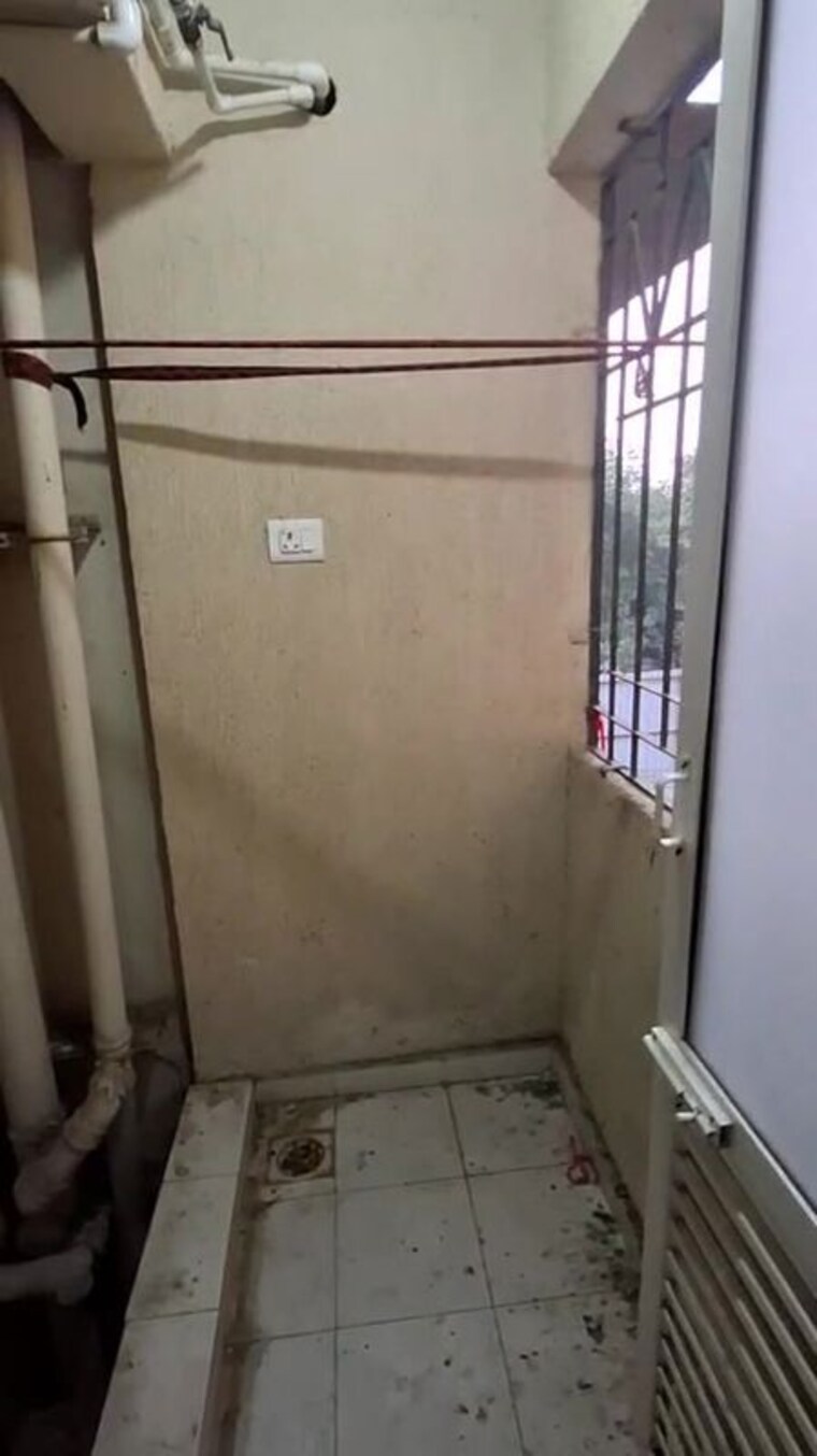 undefined, dosti-west-county 2 Bedroom 550 Sq.Ft. Apartment In Balkum Pada Thane 10573036