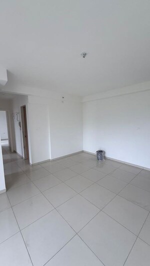 Room in 2 BHK Apartment at Godrej Emerald, Ghodbunder Road – for Rent