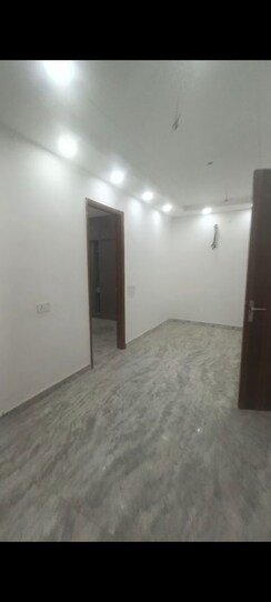 3 BHK Builder Floor For Sale in Rohini Sector 28