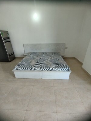 1 RK Builder Floor For Rent in Sector 52