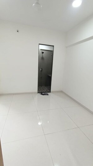 Room in 1 BHK Builder Floor at Sanghvi Edge, Santacruz East – for Sale