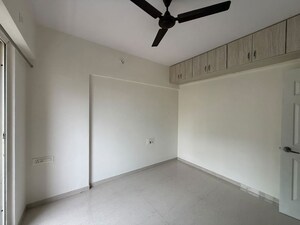 Room in 1 BHK Apartment at RDC Pinewood, Thane West – for Rent
