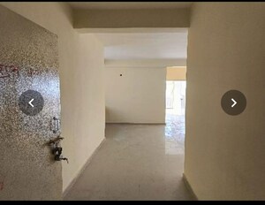Room in 3 BHK Apartment at Landmark The Homes 81, Sector 81 – for Rent