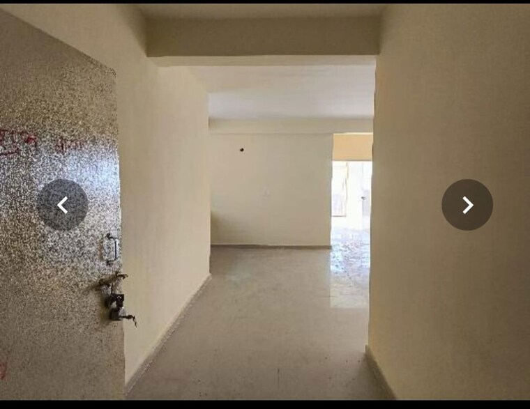 Room, landmark-the-homes-81 3 Bedroom 750 Sq.Ft. Apartment In Sector 81 Gurgaon 10573140