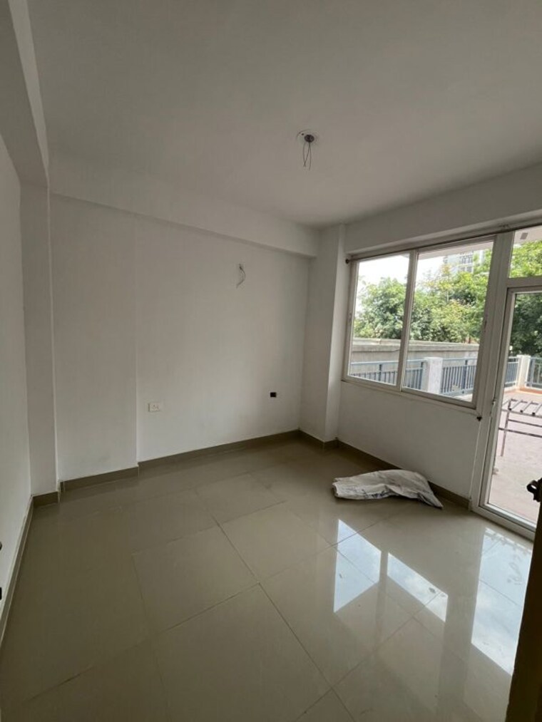 Room, landmark-the-homes-81 2 Bedroom 650 Sq.Ft. Apartment In Sector 81 Gurgaon 10573147