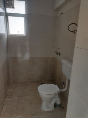 Bathroom in 3 BHK Apartment at Ansal Height 86, Sector 86 – for Rent