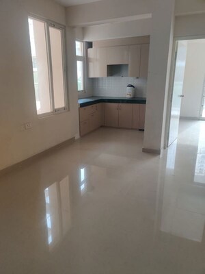 Room in 3 BHK Apartment at Ansal Height 86, Sector 86 – for Rent
