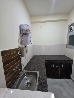 Furnished Amenities in 1 RK Builder Floor at Sector 40 – for Rent