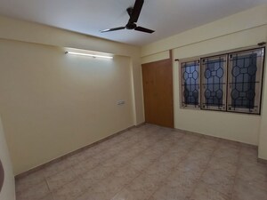 Bedroom in 2 BHK Apartment at Multi Corner, Rmv Extension – for Rent