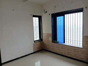 Room in 2 BHK Apartment at Shivaji Park – for Rent