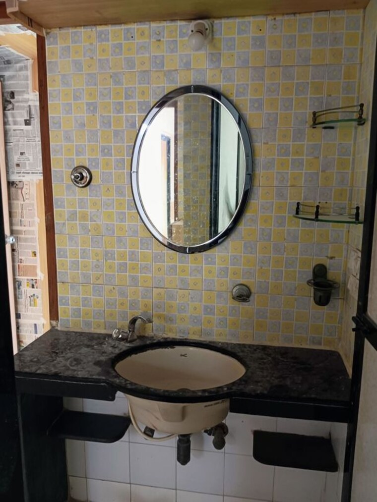 Bathroom, shivaji park 2 Bedroom 740 Sq.Ft. Apartment In Shivaji Park Mumbai 10573179