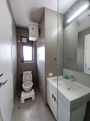 Bathroom in 3 BHK Apartment at Ireo Skyon, Sector 60 – for Sale