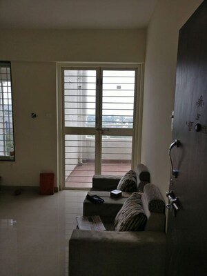2 BHK Apartment For Rent in Mokate Tower, Bhusari Colony