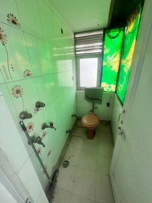 Bathroom in 3 BHK Builder Floor at Naraina – for Rent