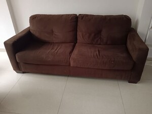 Furnished Amenities in 2 BHK Apartment at Caranzalem – for Rent