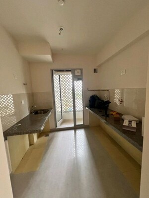Team Area in 2 BHK Apartment at Piramal Vaikunth, Balkum Pada – for Sale