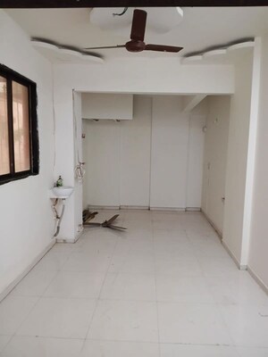 Building Lobby in 1 BHK Apartment at Sheth Splendour Greens, Kondhwa – for Sale