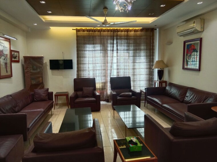Living Room, greater kailash i 2 Bedroom 260 Sq.Yd. Builder Floor In Greater Kailash I Delhi 10573175