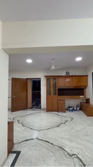 Living Room in 2 BHK Apartment at Chembur – for Rent