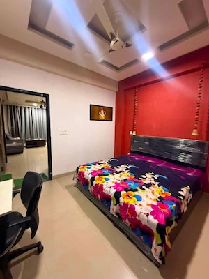 Bedroom in 3 BHK Builder Floor at BPTP Amstoria, Sector 102 – for Sale