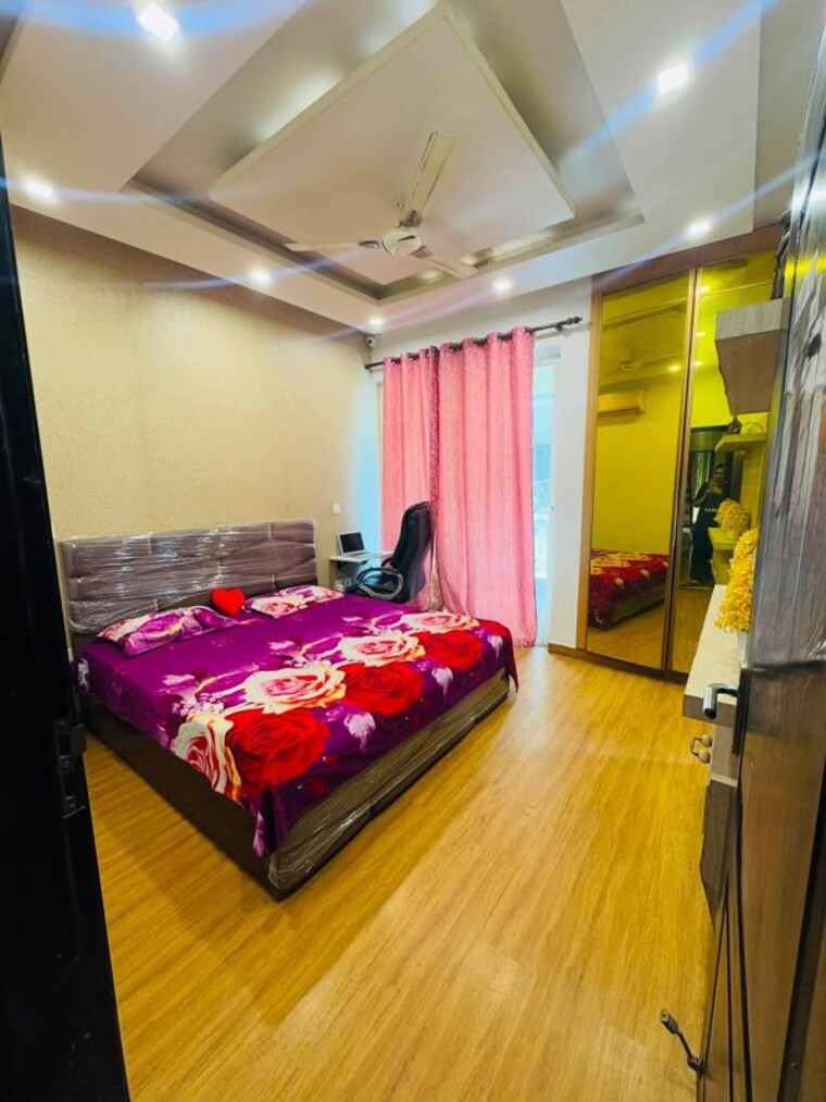 Bedroom, bptp-amstoria 3 Bedroom 303 Sq.Yd. Builder Floor In Sector 102 Gurgaon 10573250