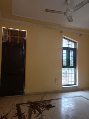 Room in 2 BHK Independent House at Sector 22 – for Rent