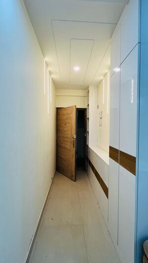 Building Lobby in 2 BHK Apartment at Suncity Avenue 76, Sector 76 – for Sale