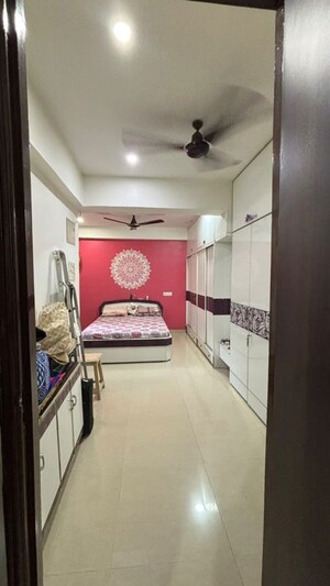 Bedroom in 2 BHK Apartment at Sindhi Society, Chembur – for Rent