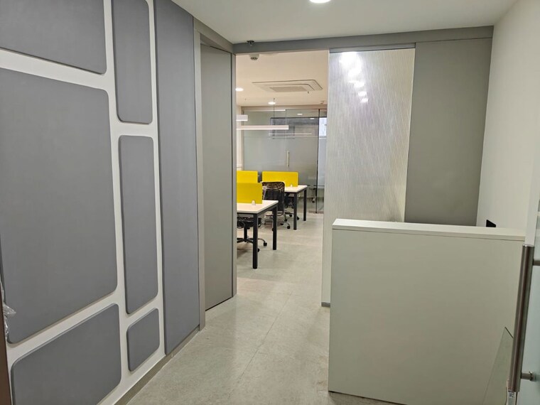 Team Area, bhoomi-9-business-bay Commercial Office Space 470 Sq.Ft. In Malad West Mumbai 10573297