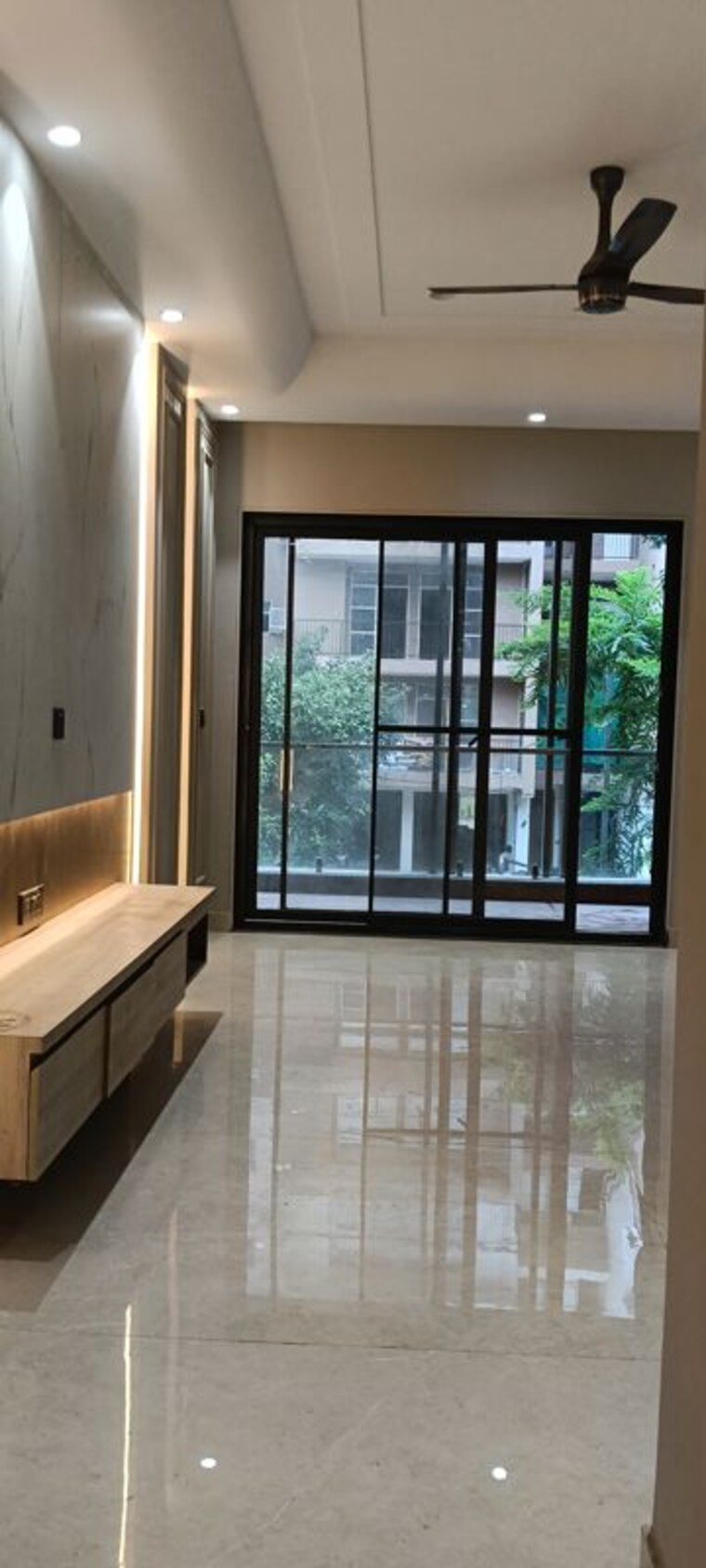 Room, sector 85 4 Bedroom 360 Sq.Yd. Builder Floor In Sector 85 Faridabad 10573299