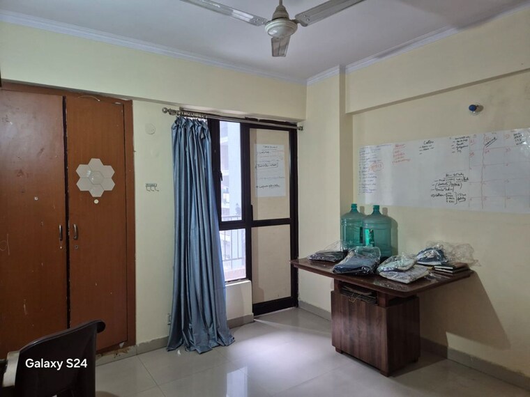 Room, sg-homes 3 Bedroom 1450 Sq.Ft. Apartment In Vasundhara Sector 4 Ghaziabad 10573307