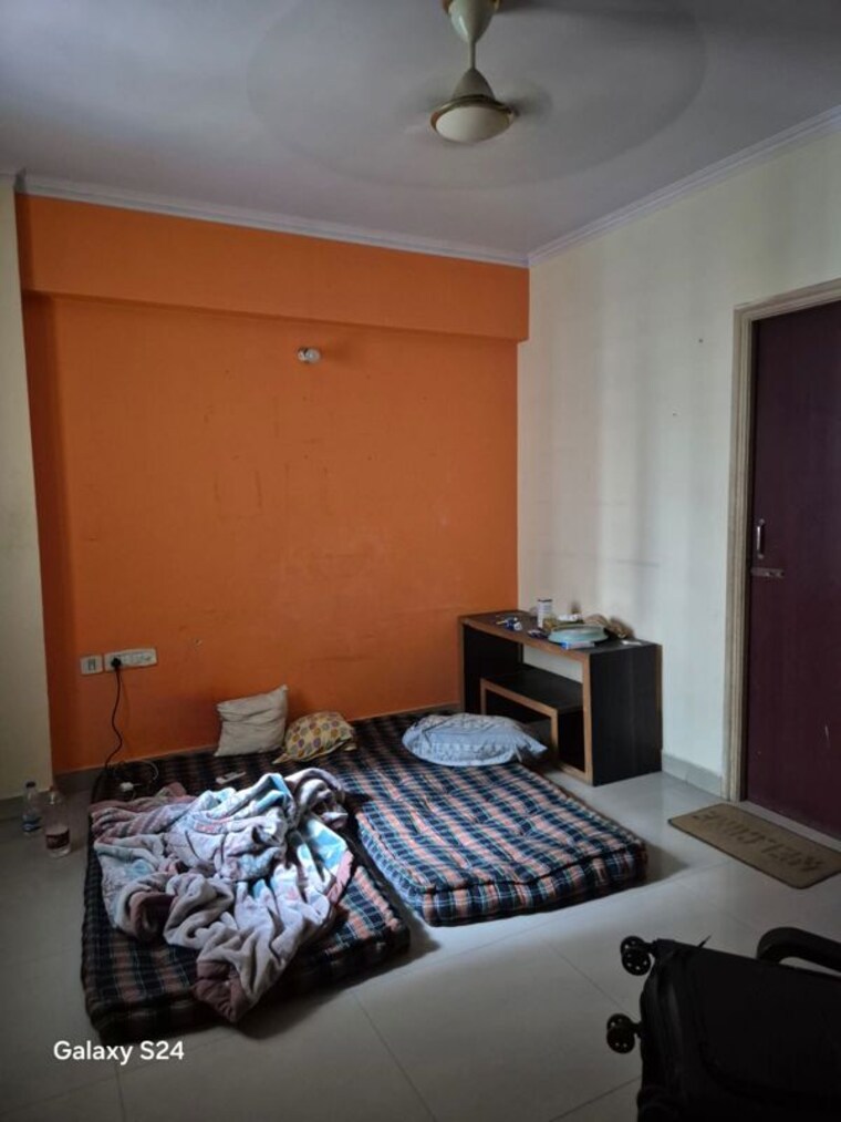 Bedroom, sg-homes 3 Bedroom 1450 Sq.Ft. Apartment In Vasundhara Sector 4 Ghaziabad 10573307