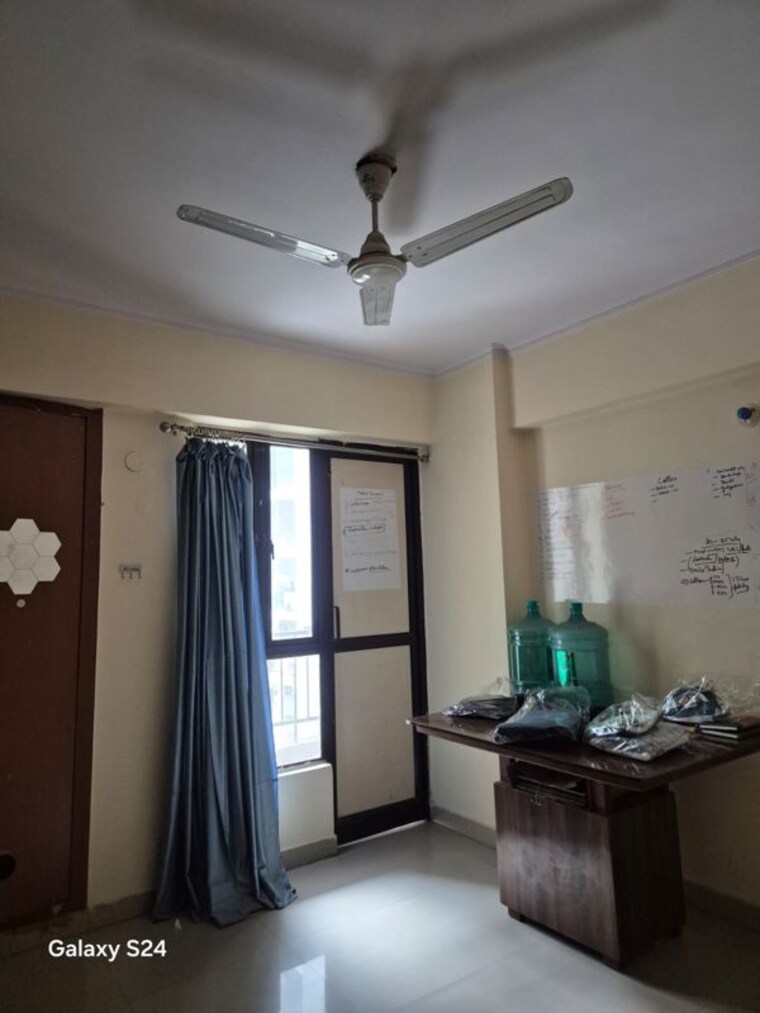 Room, sg-homes 3 Bedroom 1450 Sq.Ft. Apartment In Vasundhara Sector 4 Ghaziabad 10573307
