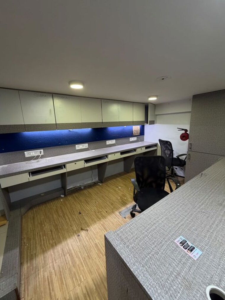 Team Area, jaswanti-allied-business-centre Commercial Office Space 300 Sq.Ft. In Malad West Mumbai 10573315