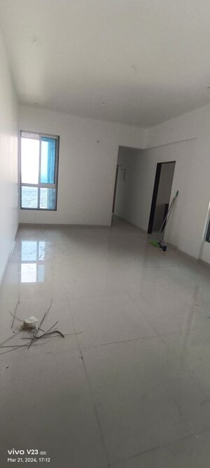 Room in 2 BHK Apartment at Lotus Sky Garden, Malad West – for Sale