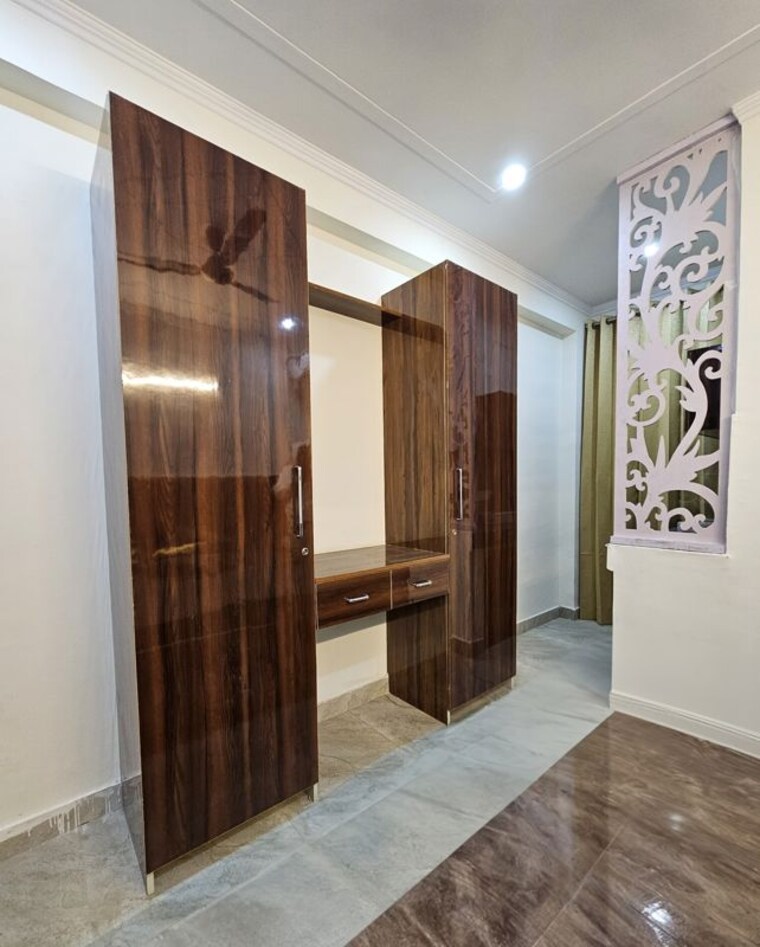 Room, sector 23 1 RK 920 Sq.Ft. Independent House In Sector 23 Gurgaon 10573354
