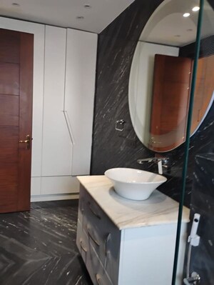 Bathroom in 4 BHK Builder Floor at Sector 17 Dwarka – for Rent