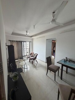 1.5 BHK Apartment For Sale in Prayag Heights