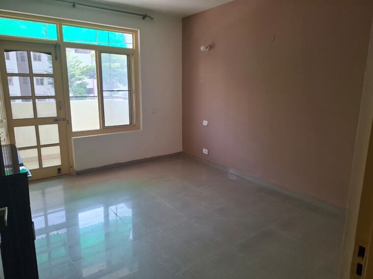 Room, oasis-green 3 Bedroom 1660 Sq.Ft. Apartment In Patiala Road Zirakpur 10573371