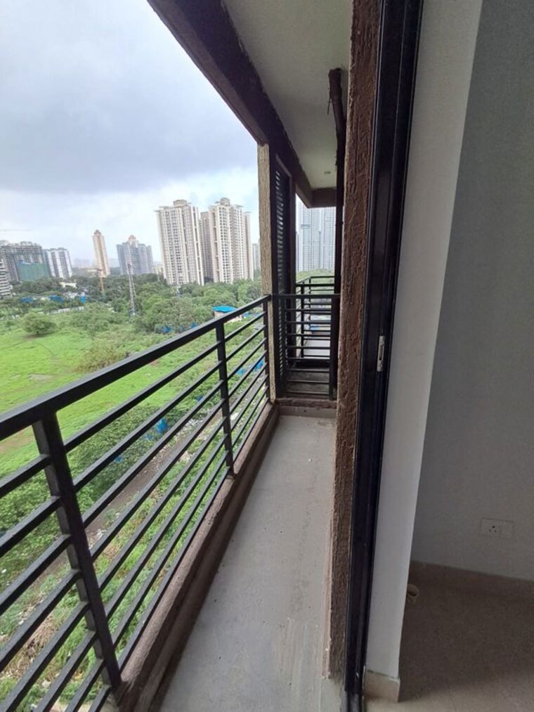 Balcony, risland-the-icon 2 Bedroom 670 Sq.Ft. Apartment In Dhokali Thane 10573378