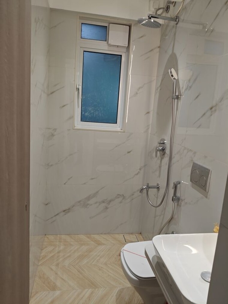 Bathroom, swastik-park 1 Bedroom 451 Sq.Ft. Apartment In Chembur Mumbai 10573379